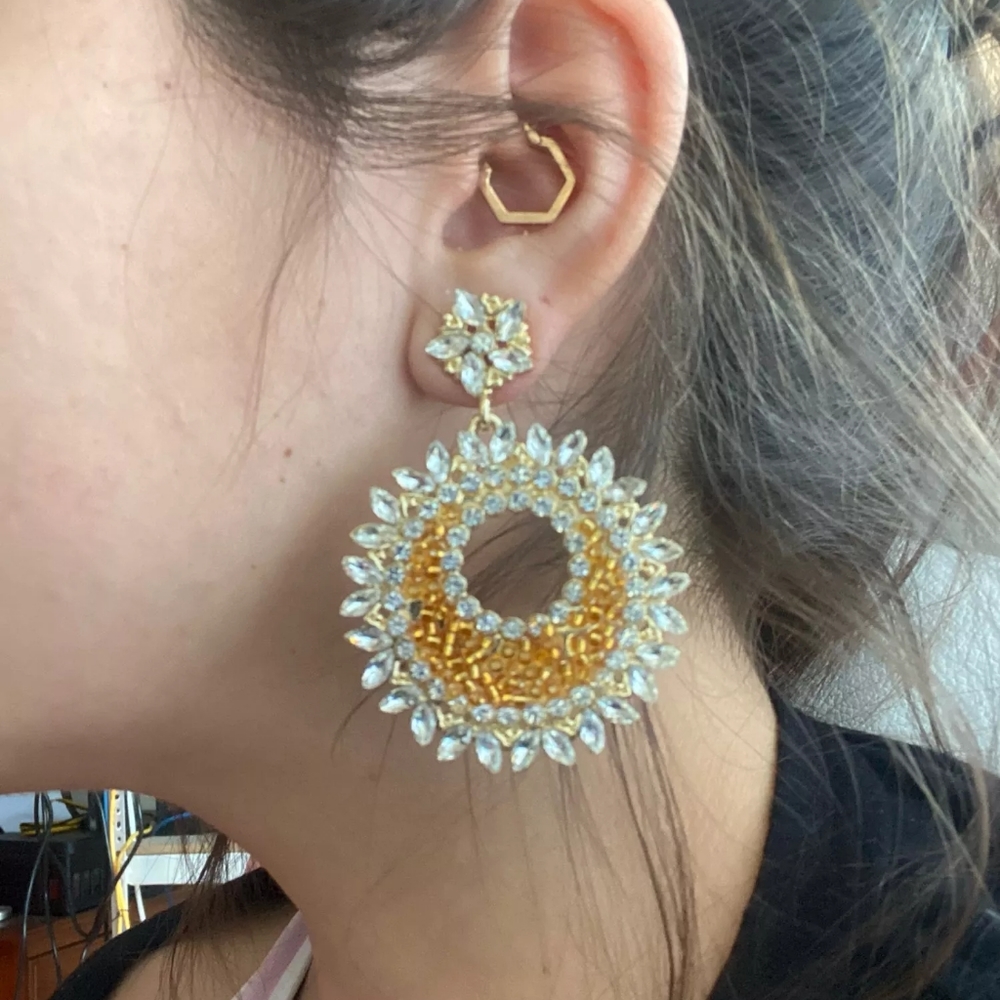 Earring - Picture 3 of 12